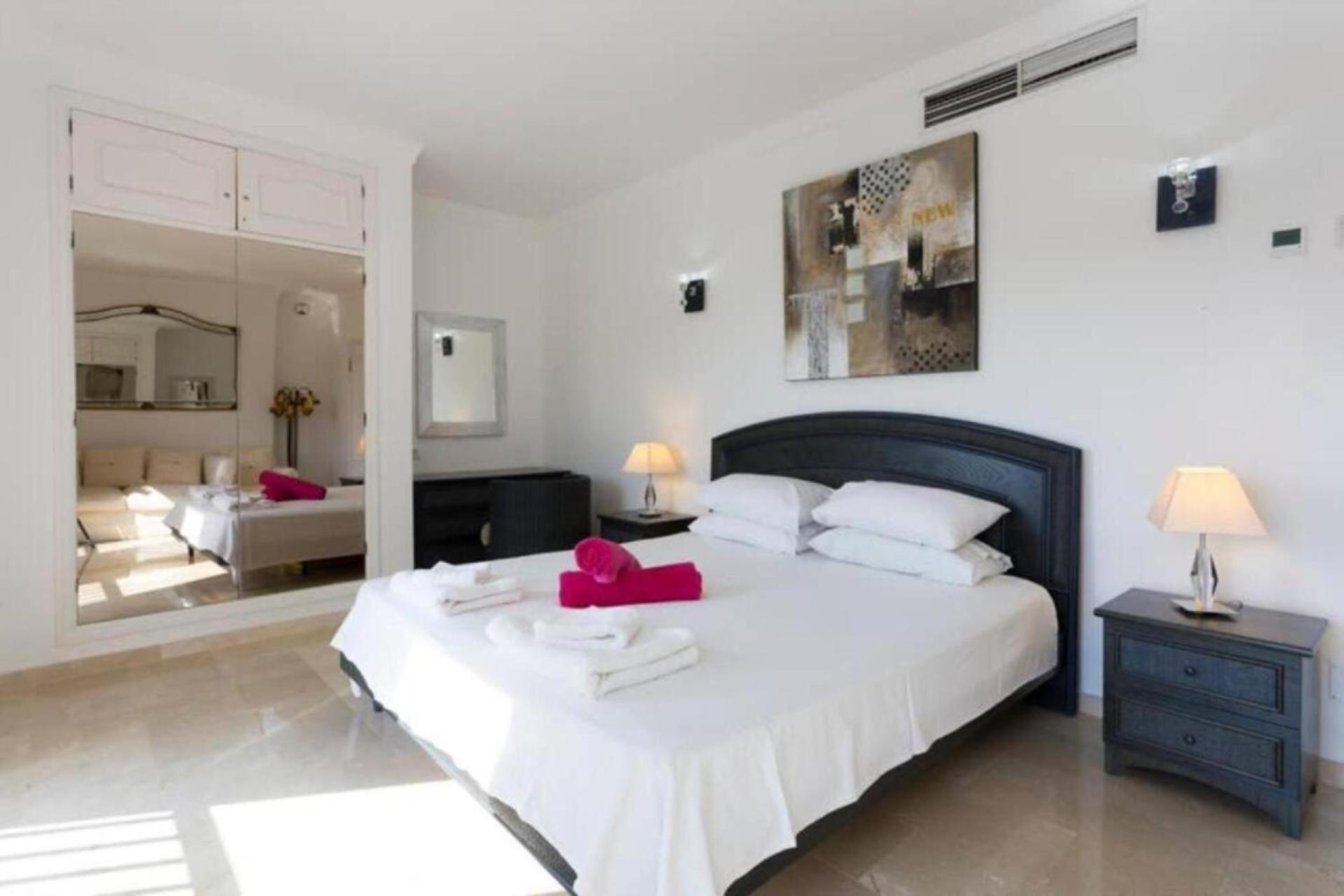 Mit Privatpool Fuer 10 Personen Ca 543 Qm In Portals Nous, Mallorca Suedwestkueste Von Mallorca